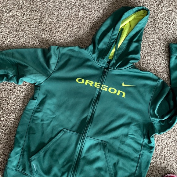 Nike Other - Nike Oregon Duck zip up hoodie therms fit in amazing shape